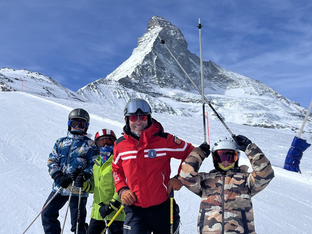 kids ski lessons cervinia